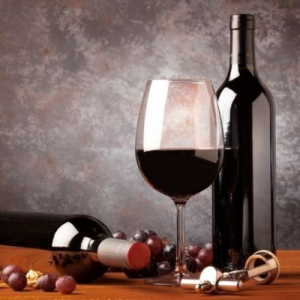 Vino y accesorios